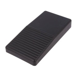 02410.0301-02; Switch: foot; Stabl.pos: 1; SPST-NO; 6A/250VAC; Colour: black; Marquardt