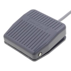 TFS-201; Switch: foot; Stabl.pos: 1; SPDT; 10A/250VAC; Leads: 1m lead; 7N; TEND